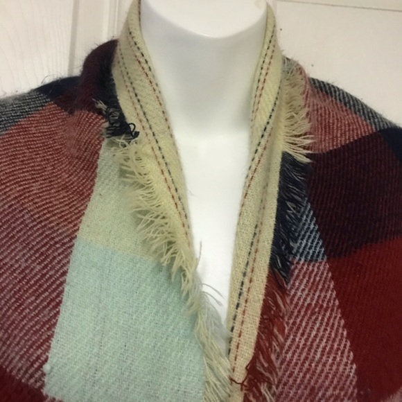 Red Camel Ladies OS Plaid Shawl Capelet‎ Scarf - Picture 7 of 7